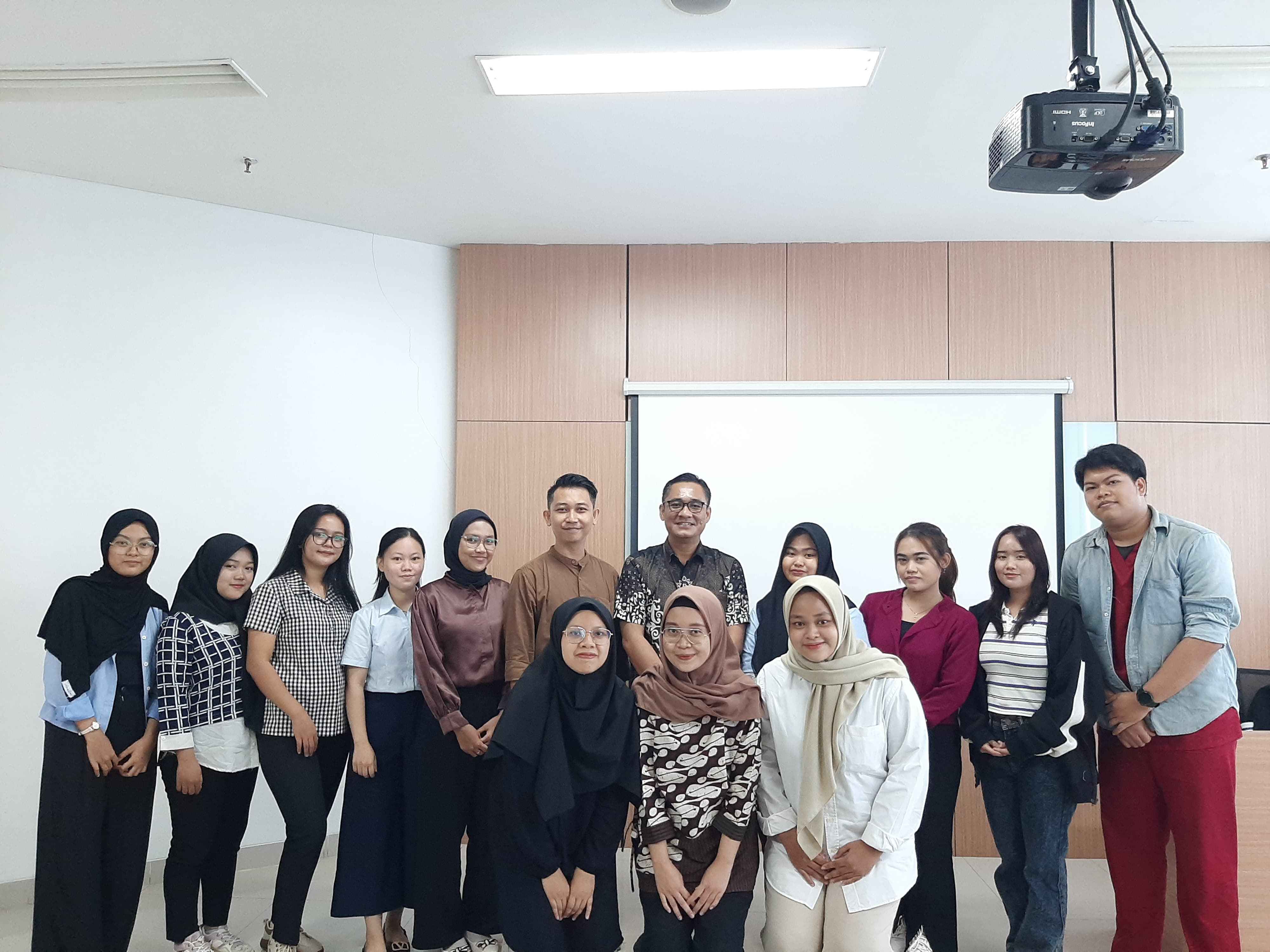 Pelatihan Bahasa Jepang untuk Calon Caregiver Lansia di Jepang Resmi Dimulai!